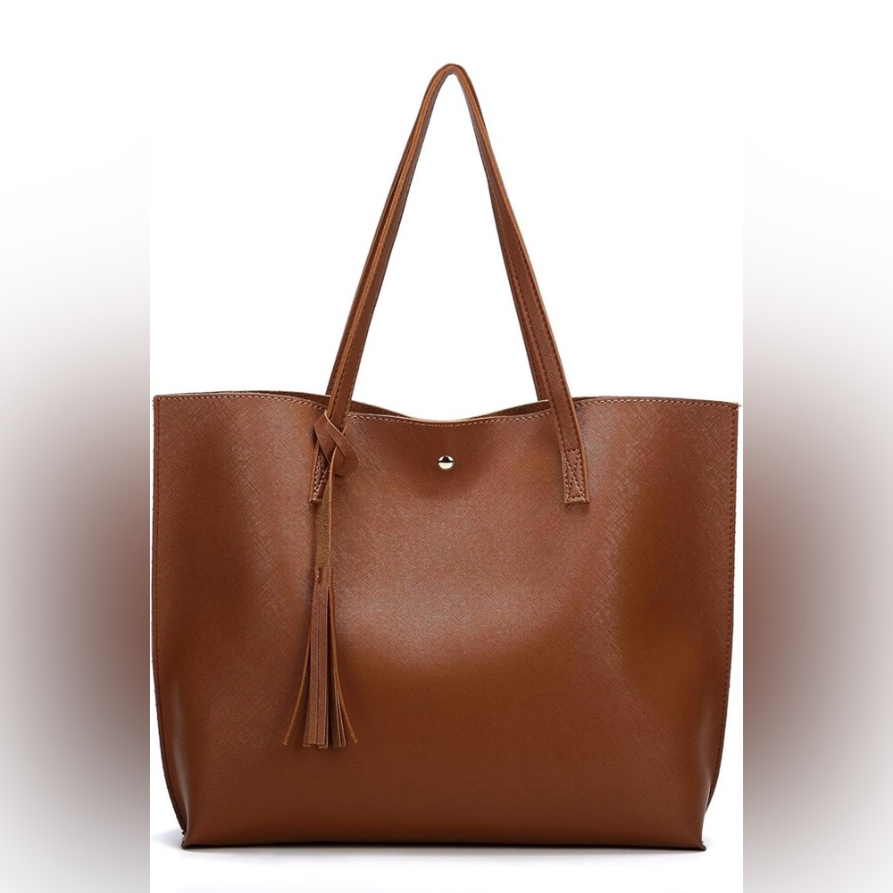 Classic Leather Tote Bag in Brown